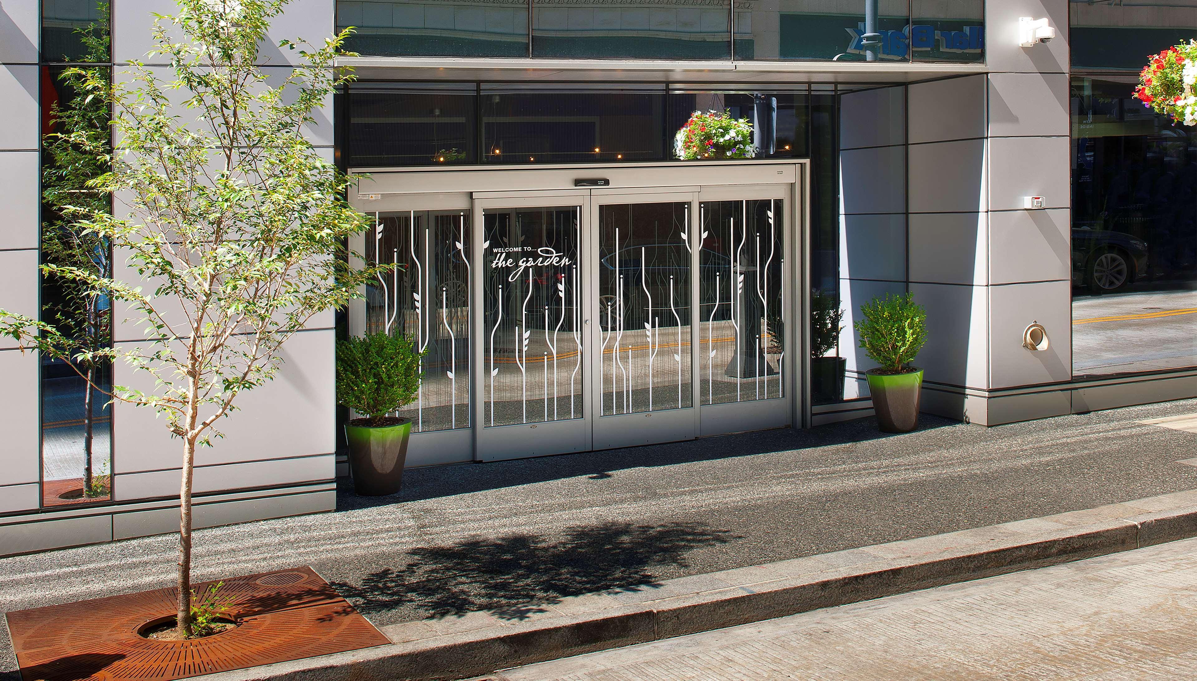 Hilton Garden Inn Pittsburgh Downtown Экстерьер фото